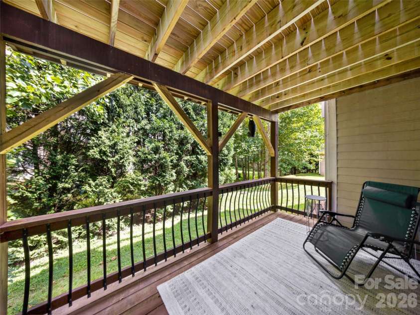 16 Jennlynn Drive, Arden, NC 28704.  MLS# CAR4390488, YatesRealty ID 48816. 
