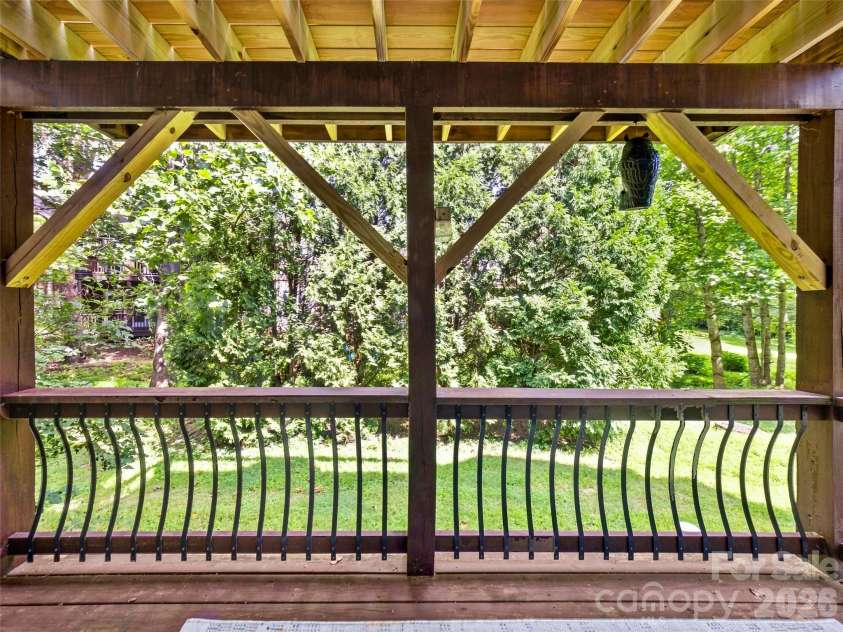 16 Jennlynn Drive, Arden, NC 28704.  MLS# CAR4390488, YatesRealty ID 48816. 