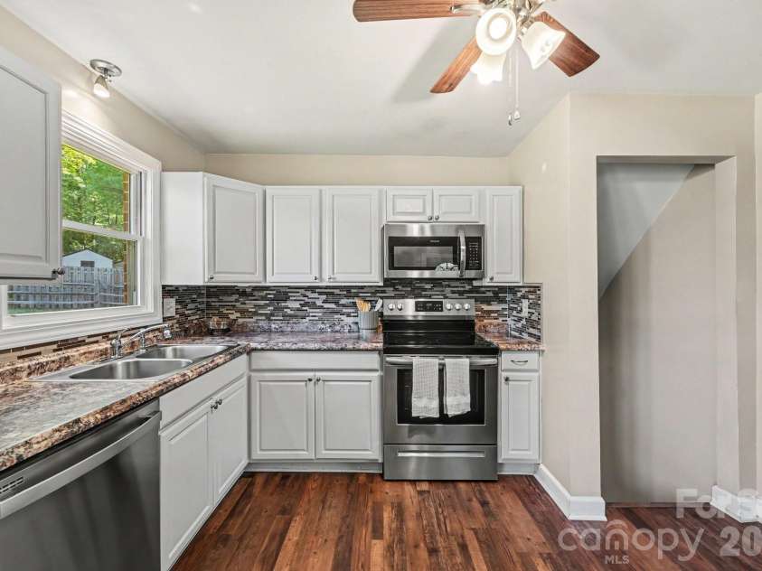 398 Hillside Drive, China Grove, NC 28023.  MLS# CAR4421654, YatesRealty ID 48818. 