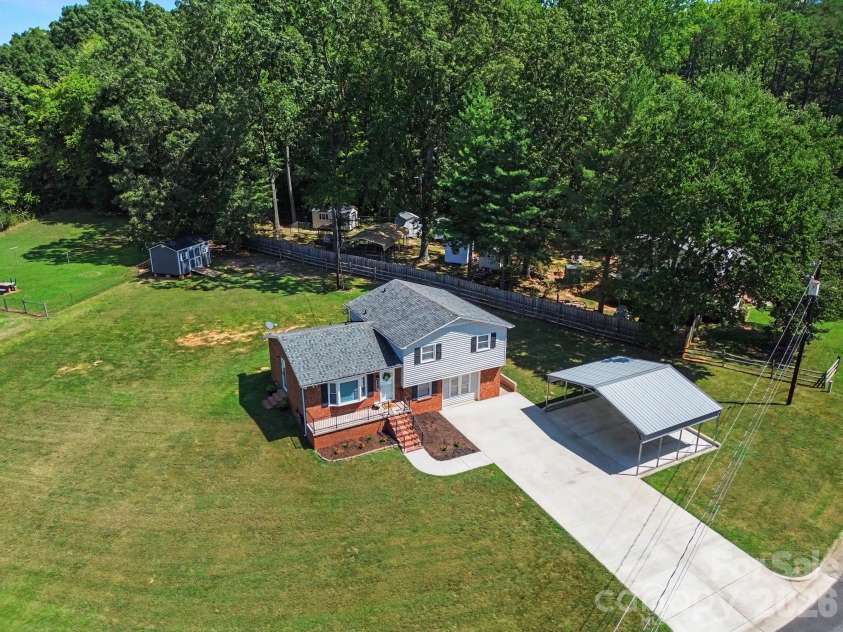 398 Hillside Drive, China Grove, NC 28023.  MLS# CAR4421654, YatesRealty ID 48818. 