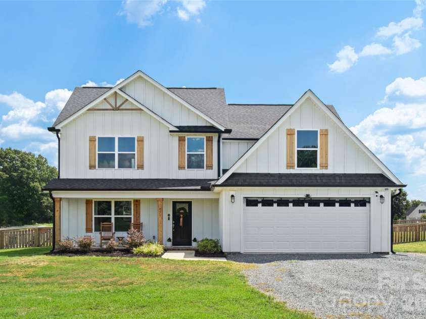 855 Wolf Pond Church Road, Pageland, SC 29728.  MLS# CAR4421565, YatesRealty ID 48819. 