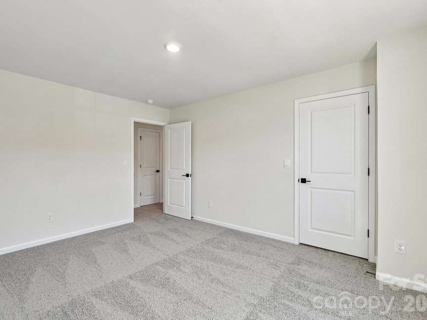 7147 Sylvan Retreat Drive, Denver, NC 28037.  MLS# CAR4359489, YatesRealty ID 4882. 