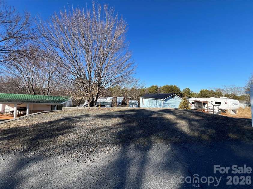 322 Mount View Lane, New London, NC 28127.  MLS# CAR4381016, YatesRealty ID 48820. 