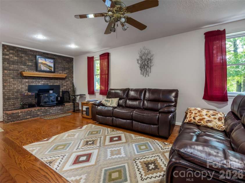 1 Morris Drive, Weaverville, NC 28787.  MLS# CAR4420756, YatesRealty ID 48822. 