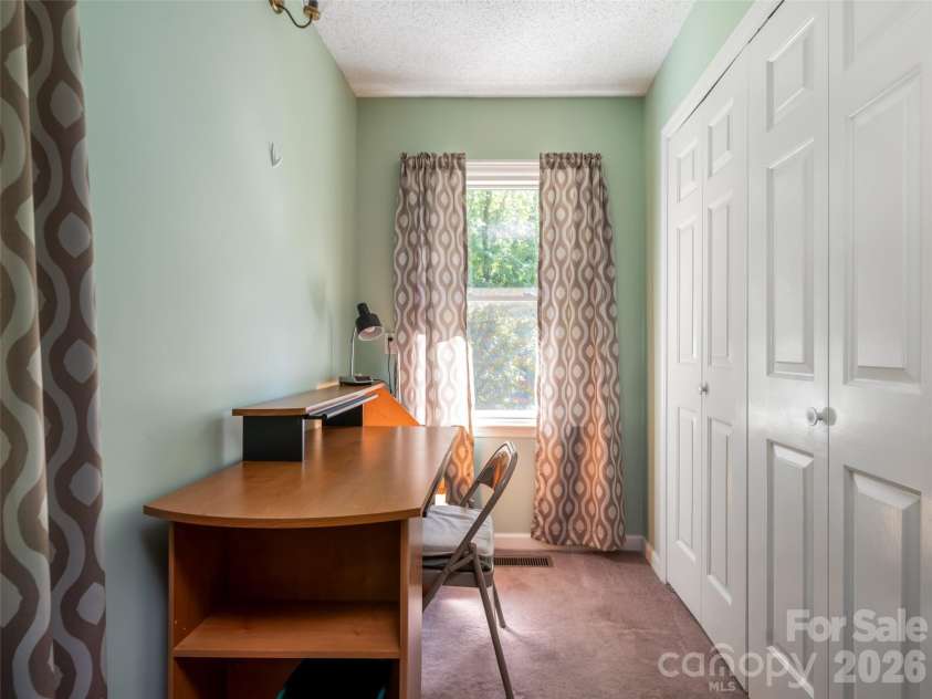 1 Morris Drive, Weaverville, NC 28787.  MLS# CAR4420756, YatesRealty ID 48822. 
