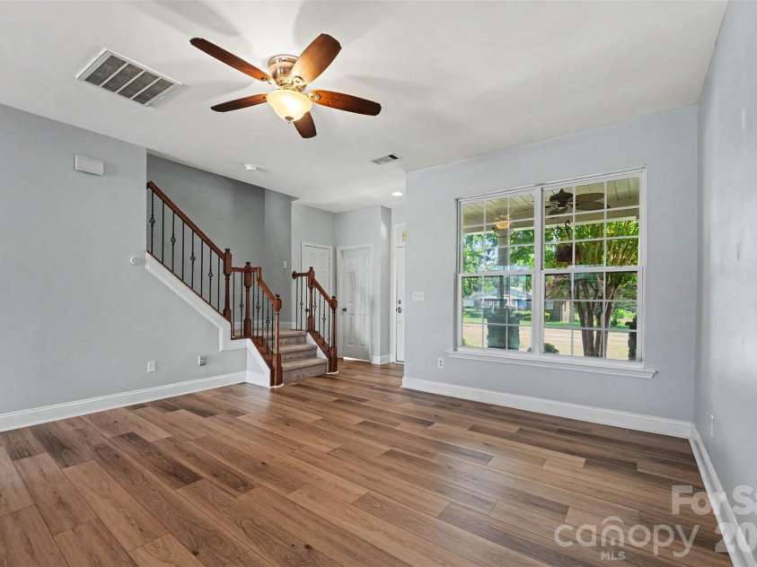 233 Waterlynn Road, Mooresville, NC 28117.  MLS# CAR4421651, YatesRealty ID 48823. 