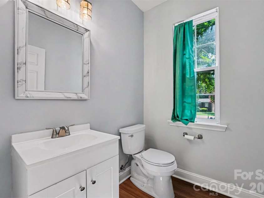 233 Waterlynn Road, Mooresville, NC 28117.  MLS# CAR4421651, YatesRealty ID 48823. 