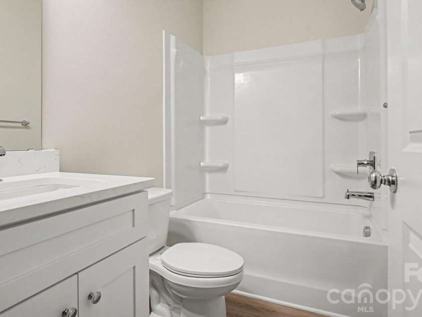 113 Little John Road, Statesville, NC 28625.  MLS# CAR4419956, YatesRealty ID 48824. 