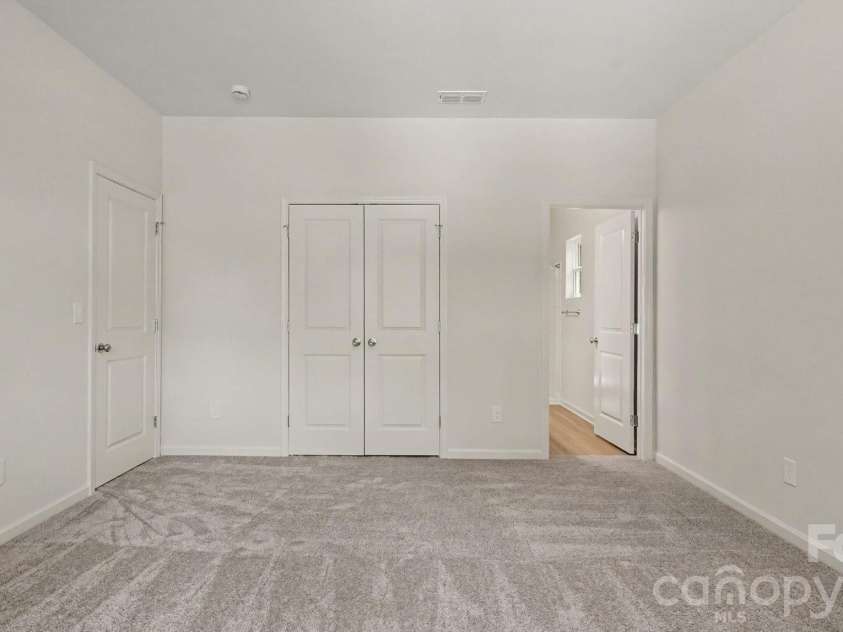 113 Little John Road, Statesville, NC 28625.  MLS# CAR4419956, YatesRealty ID 48824. 