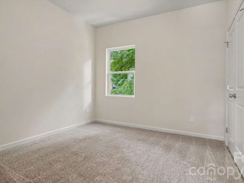 113 Little John Road, Statesville, NC 28625.  MLS# CAR4419956, YatesRealty ID 48824. 