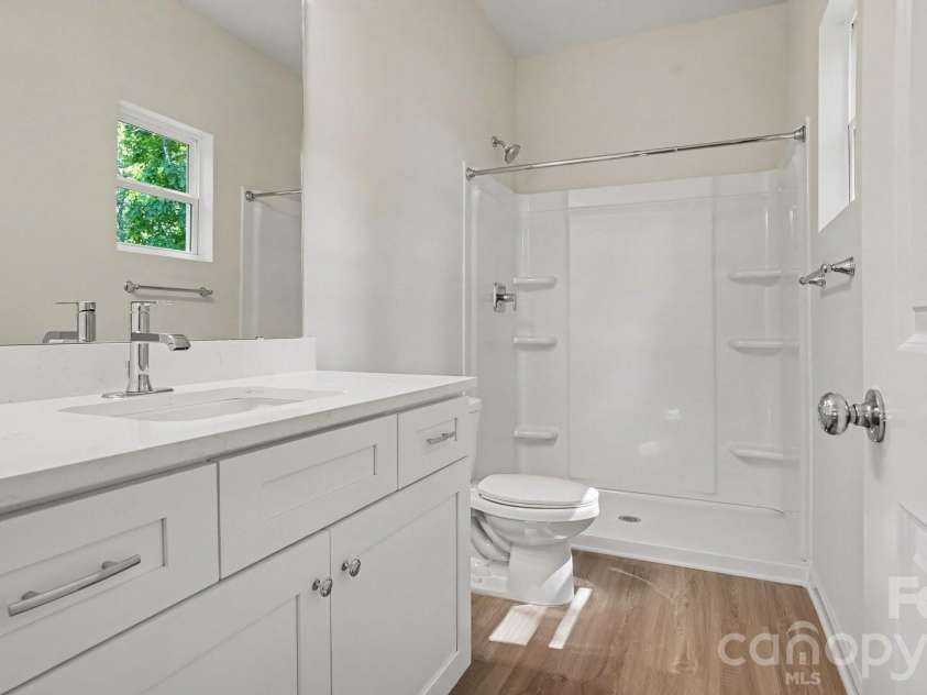 113 Little John Road, Statesville, NC 28625.  MLS# CAR4419956, YatesRealty ID 48824. 
