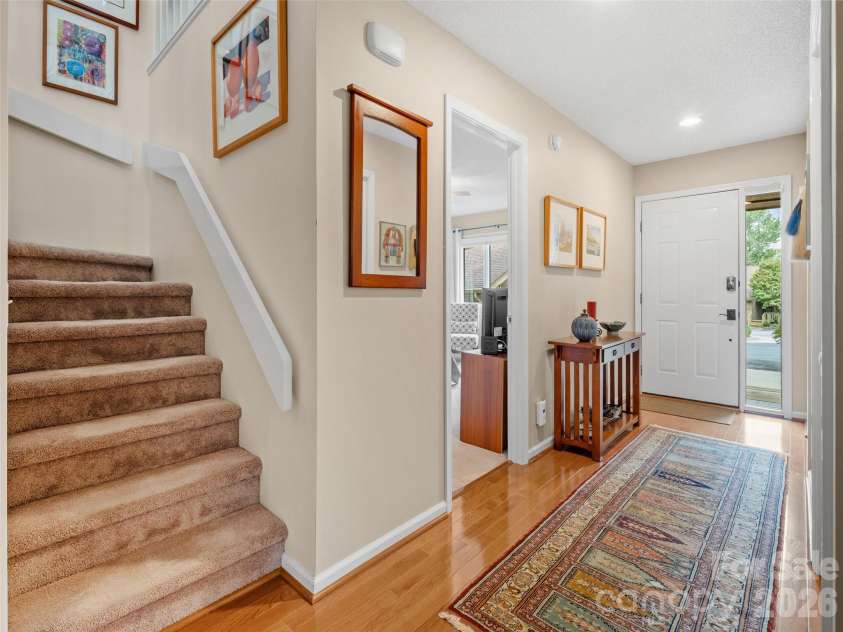 405 Red Oak Drive, Hendersonville, NC 28791.  MLS# CAR4421431, YatesRealty ID 48825. 