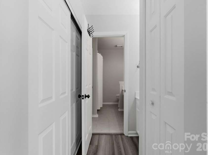 8219 Golf Ridge Drive, Charlotte, NC 28277.  MLS# CAR4420647, YatesRealty ID 48826. 