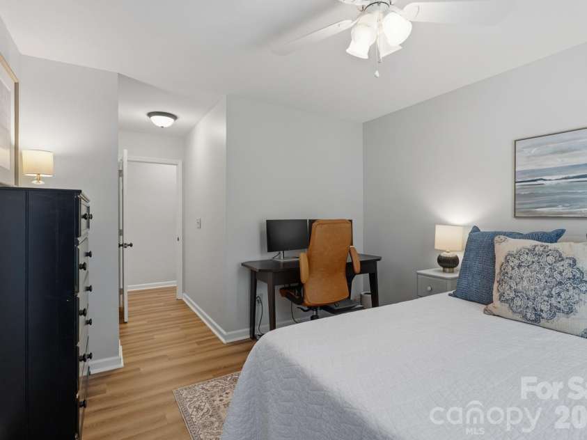 8219 Golf Ridge Drive, Charlotte, NC 28277.  MLS# CAR4420647, YatesRealty ID 48826. 