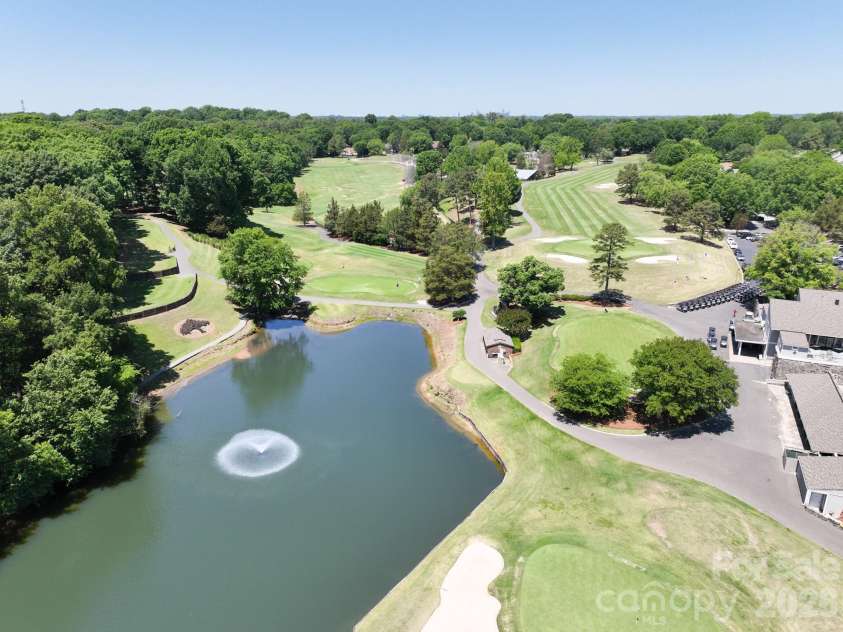 8219 Golf Ridge Drive, Charlotte, NC 28277.  MLS# CAR4420647, YatesRealty ID 48826. 