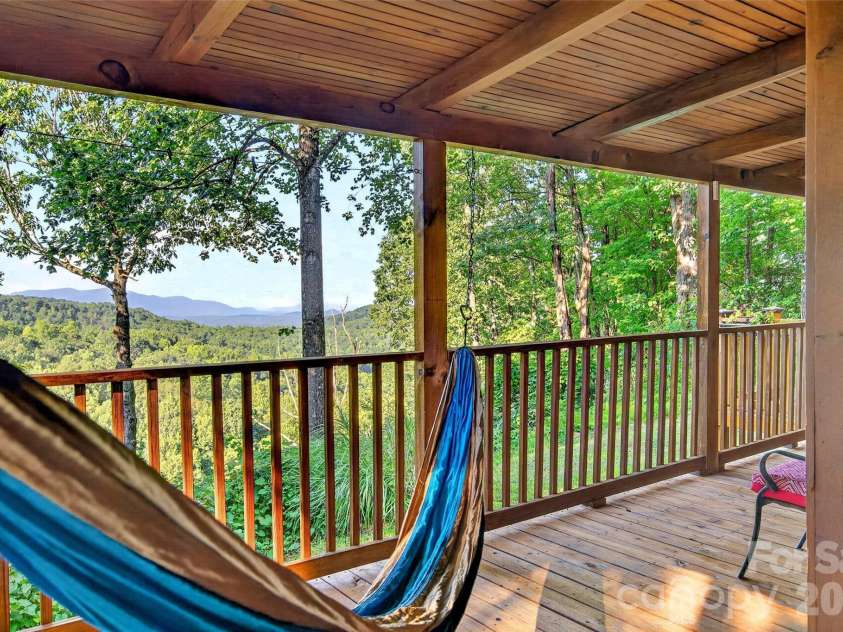 10 Camp Elliott Road, Black Mountain, NC 28711.  MLS# CAR4421451, YatesRealty ID 48839. 