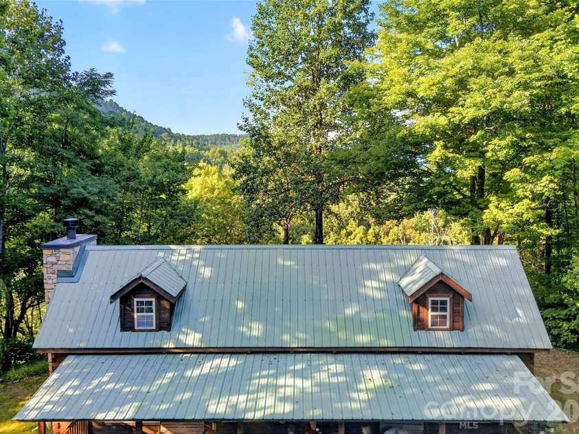 10 Camp Elliott Road, Black Mountain, NC 28711.  MLS# CAR4421451, YatesRealty ID 48839. 