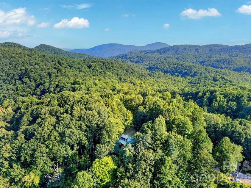 10 Camp Elliott Road, Black Mountain, NC 28711.  MLS# CAR4421451, YatesRealty ID 48839. 