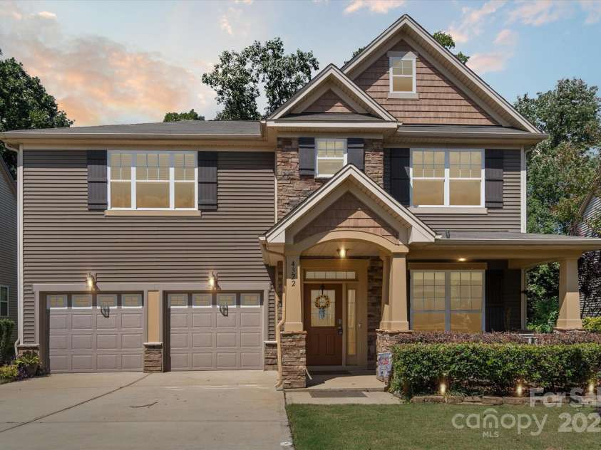 4322 Hubbard Falls Drive, Charlotte, NC 28269.  MLS# CAR4302044, YatesRealty ID 4884. 