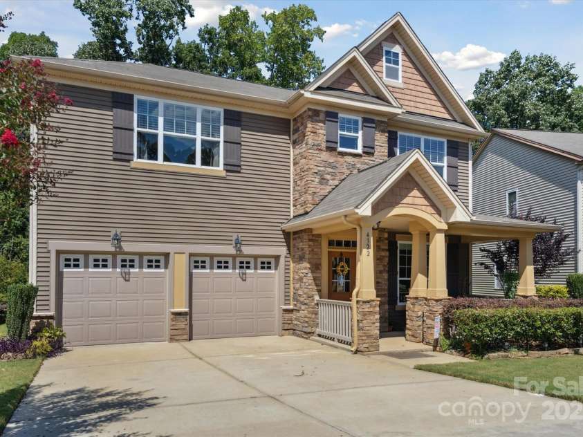 4322 Hubbard Falls Drive, Charlotte, NC 28269.  MLS# CAR4302044, YatesRealty ID 4884. 