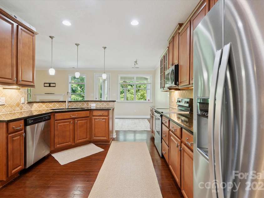 4322 Hubbard Falls Drive, Charlotte, NC 28269.  MLS# CAR4302044, YatesRealty ID 4884. 