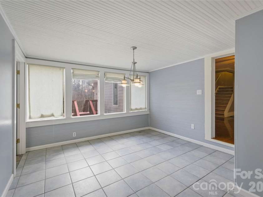 917 Zeline Avenue, Valdese, NC 28690.  MLS# CAR4355364, YatesRealty ID 4884. 