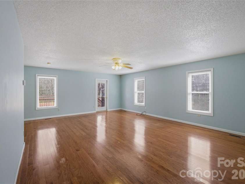 917 Zeline Avenue, Valdese, NC 28690.  MLS# CAR4355364, YatesRealty ID 4884. 