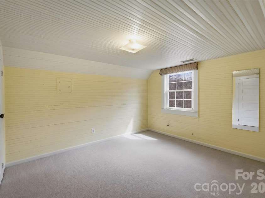917 Zeline Avenue, Valdese, NC 28690.  MLS# CAR4355364, YatesRealty ID 4884. 
