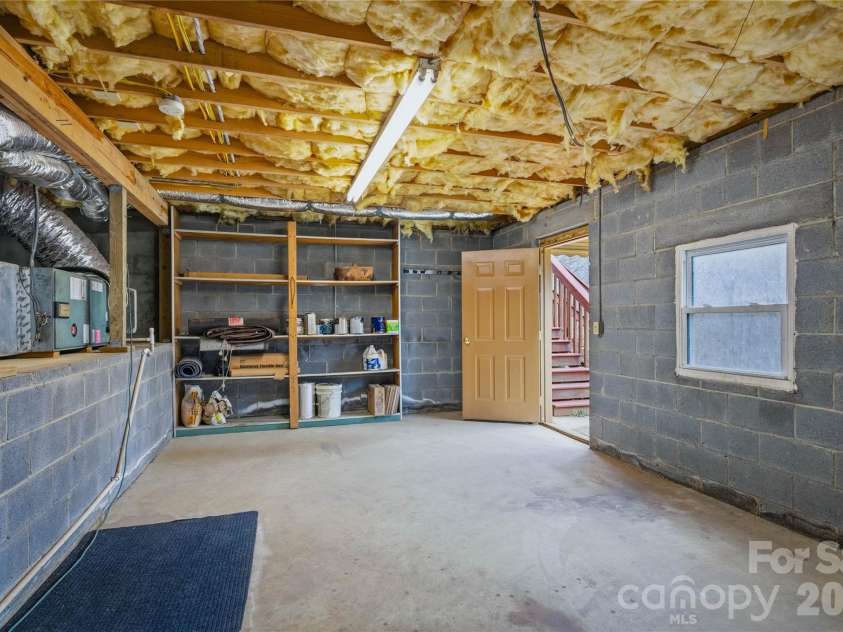 917 Zeline Avenue, Valdese, NC 28690.  MLS# CAR4355364, YatesRealty ID 4884. 