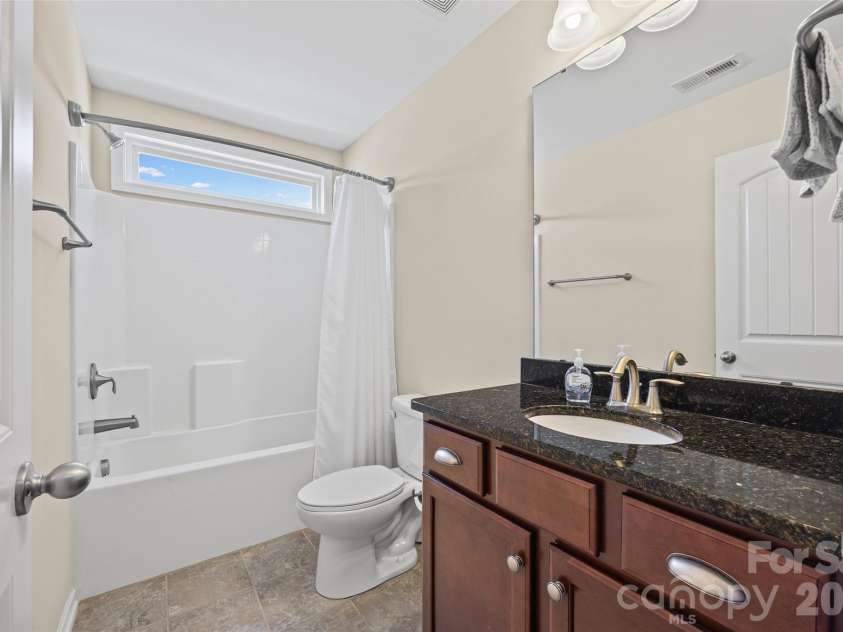 1053 Jack Pine Road, Lake Wylie, SC 29710.  MLS# CAR4420100, YatesRealty ID 48840. 3rd Full Bath