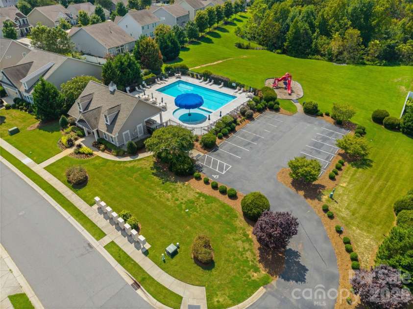 1053 Jack Pine Road, Lake Wylie, SC 29710.  MLS# CAR4420100, YatesRealty ID 48840. 