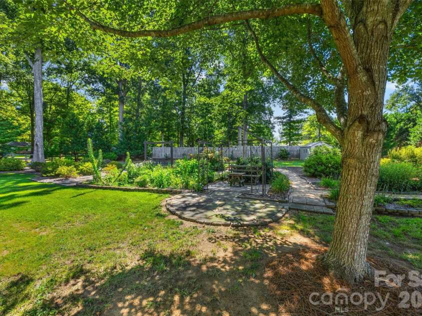 201 Bald Cypress Drive, Clover, SC 29710.  MLS# CAR4421059, YatesRealty ID 48841. 