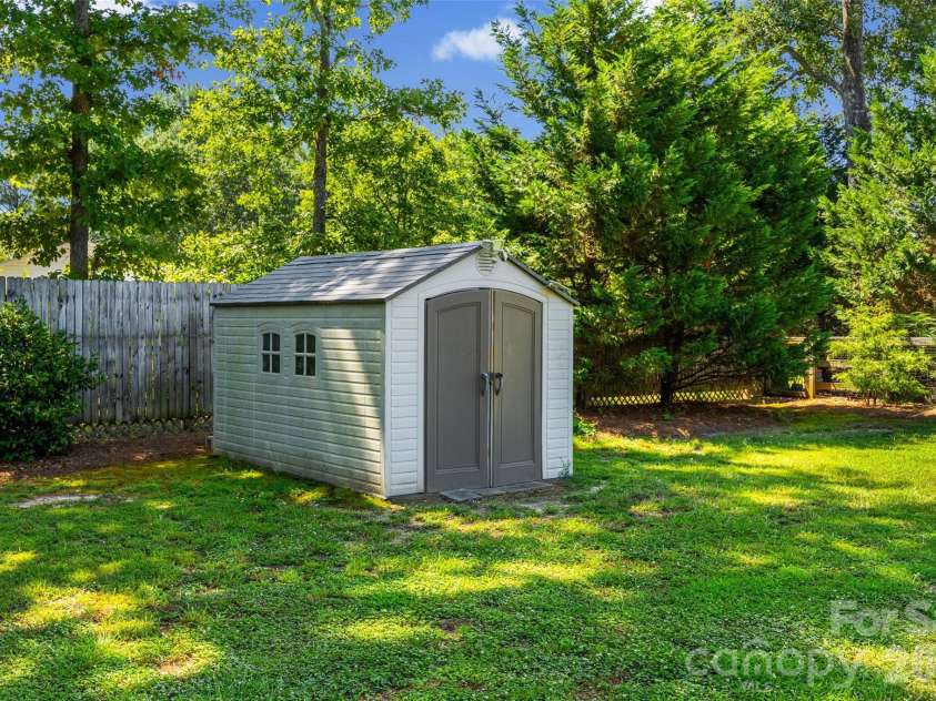 201 Bald Cypress Drive, Clover, SC 29710.  MLS# CAR4421059, YatesRealty ID 48841. 