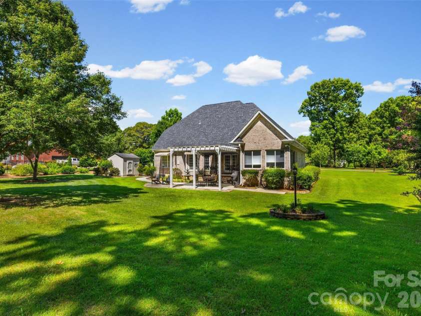201 Bald Cypress Drive, Clover, SC 29710.  MLS# CAR4421059, YatesRealty ID 48841. 