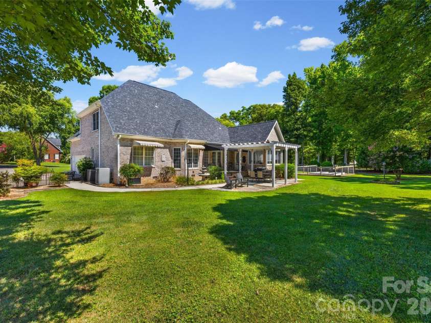 201 Bald Cypress Drive, Clover, SC 29710.  MLS# CAR4421059, YatesRealty ID 48841. 