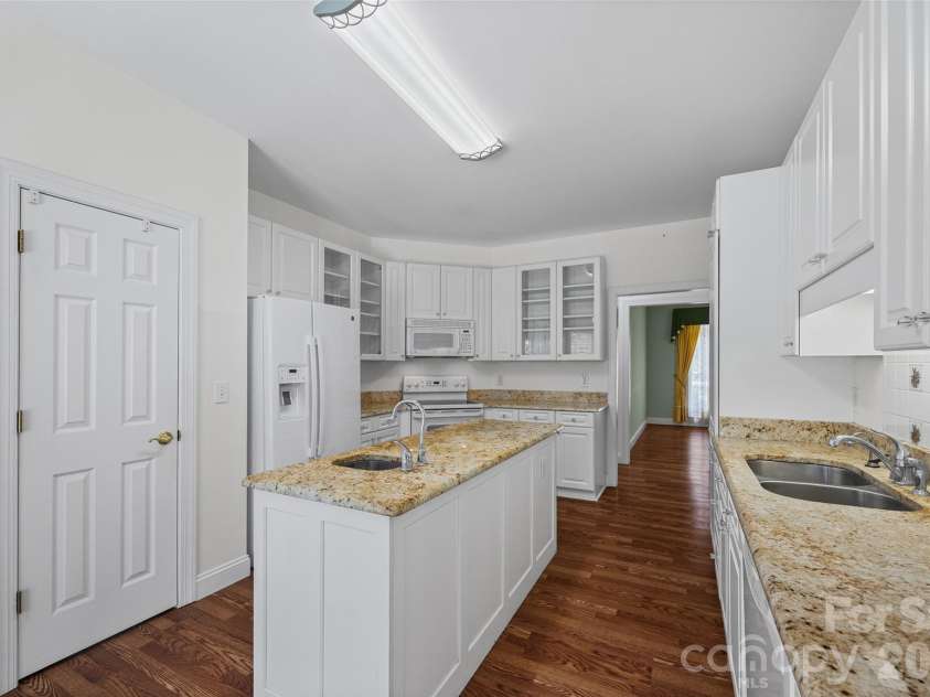 201 Bald Cypress Drive, Clover, SC 29710.  MLS# CAR4421059, YatesRealty ID 48841. 