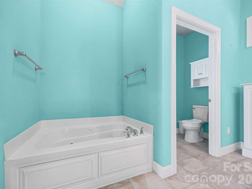 201 Bald Cypress Drive, Clover, SC 29710.  MLS# CAR4421059, YatesRealty ID 48841. 
