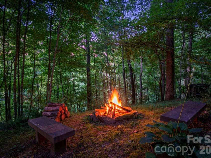 336 Hidden Creek Lane, Burnsville, NC 28714.  MLS# CAR4420241, YatesRealty ID 48843. Marshmallow Roasting!