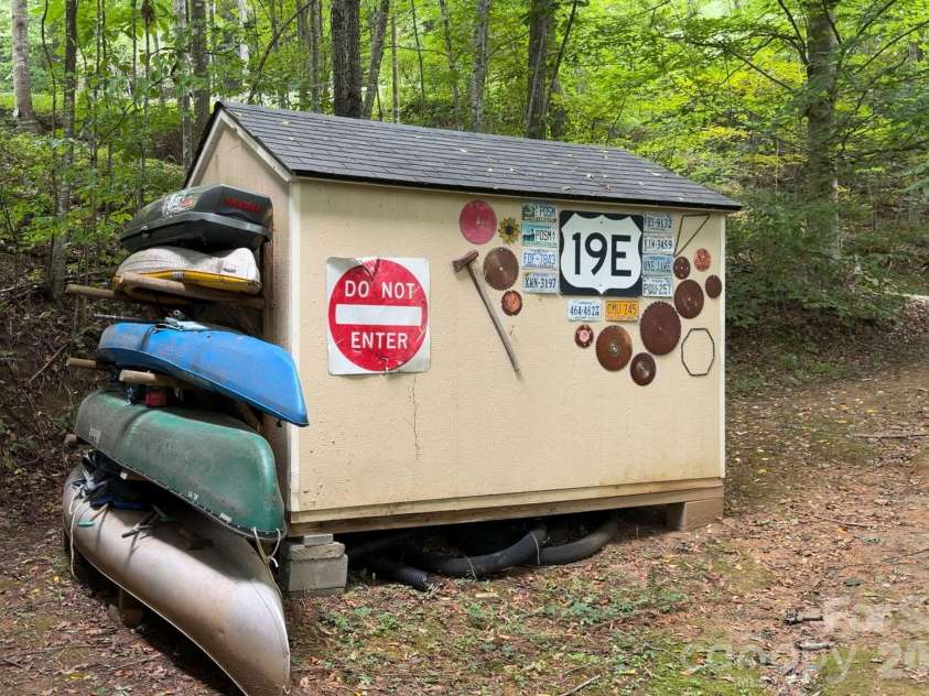 336 Hidden Creek Lane, Burnsville, NC 28714.  MLS# CAR4420241, YatesRealty ID 48843. Shed
