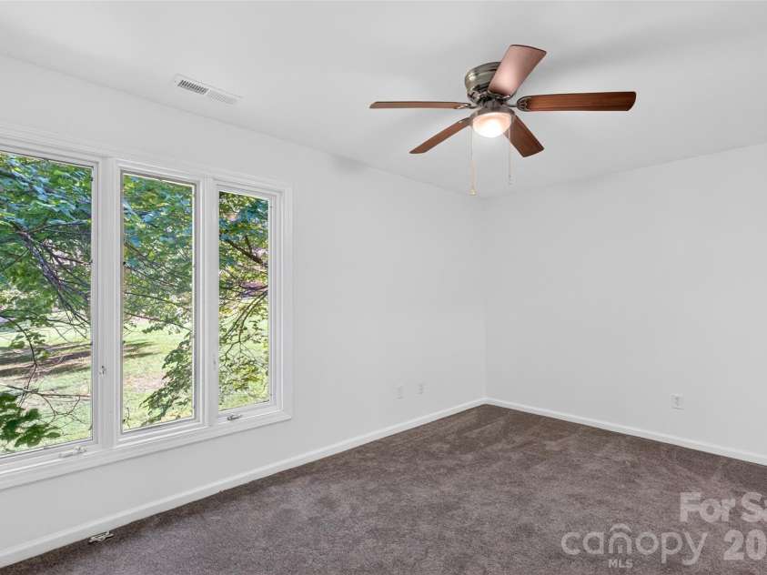 132 Colony Drive, Arden, NC 28704.  MLS# CAR4418273, YatesRealty ID 48844. 