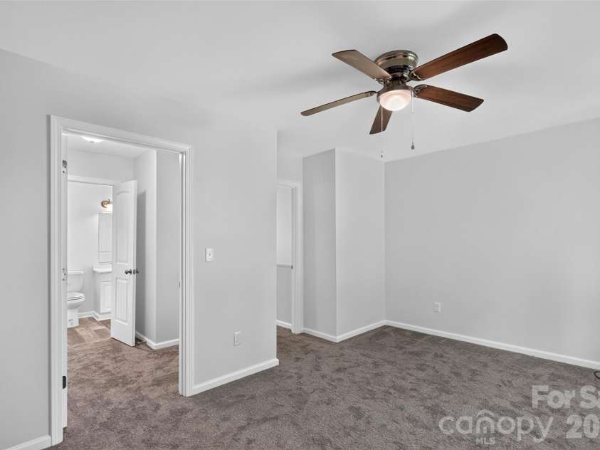 132 Colony Drive, Arden, NC 28704.  MLS# CAR4418273, YatesRealty ID 48844. 