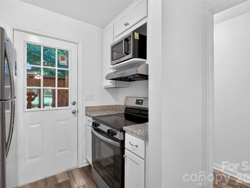 132 Colony Drive, Arden, NC 28704.  MLS# CAR4418273, YatesRealty ID 48844. New range