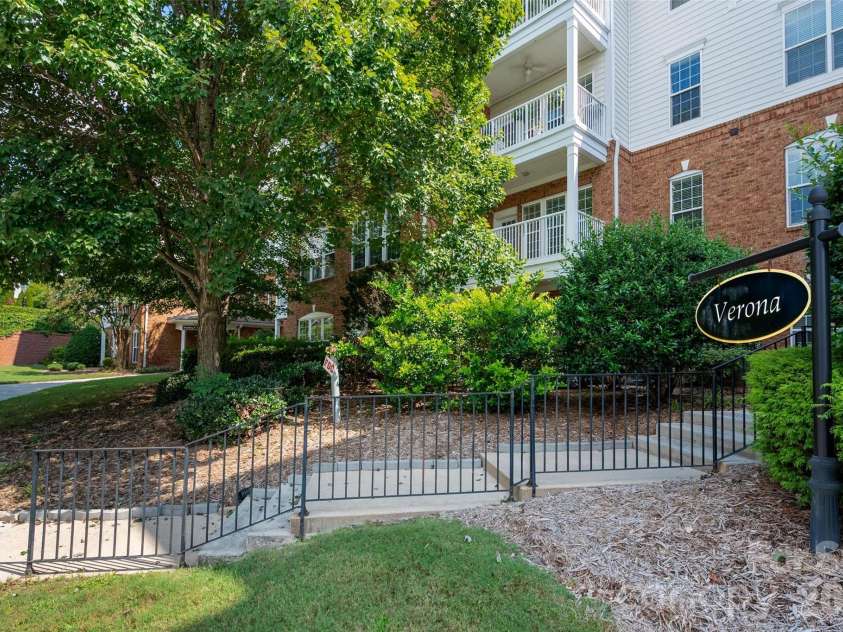 11530 Costigan Lane, Charlotte, NC 28277.  MLS# CAR4421530, YatesRealty ID 48846. 