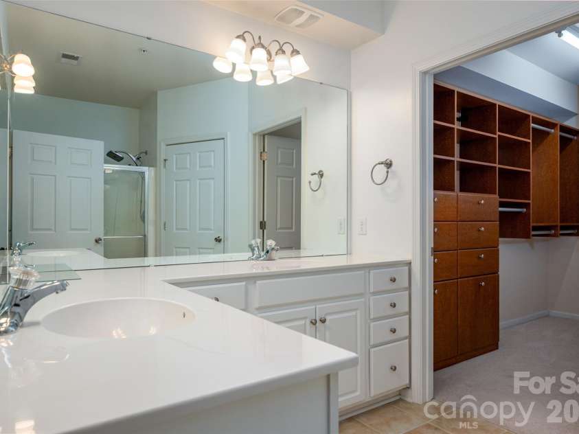 11530 Costigan Lane, Charlotte, NC 28277.  MLS# CAR4421530, YatesRealty ID 48846. 