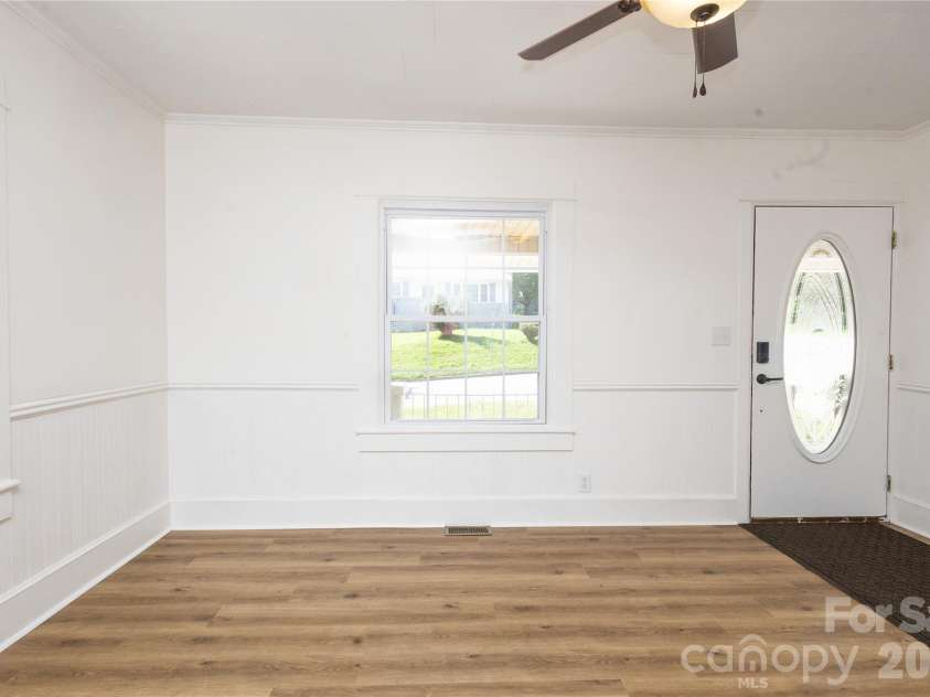 346 Park Avenue, Marion, NC 28752.  MLS# CAR4418440, YatesRealty ID 48848. 
