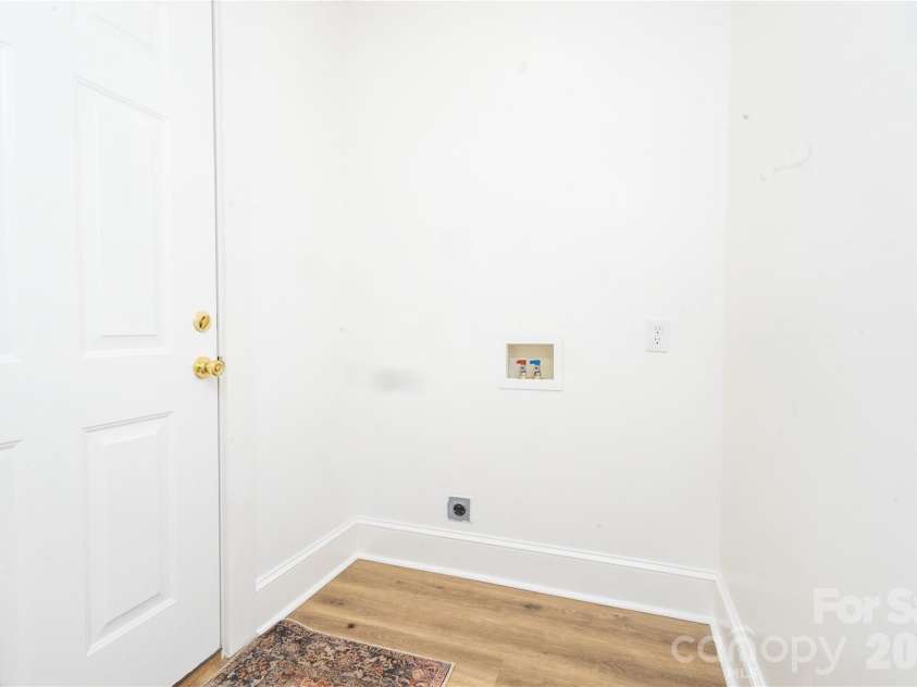 346 Park Avenue, Marion, NC 28752.  MLS# CAR4418440, YatesRealty ID 48848. 