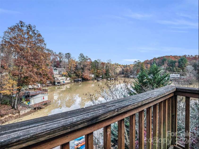 291 Tryon Bay Circle, Lake Lure, NC 28746.  MLS# CAR4202352, YatesRealty ID 4885. 