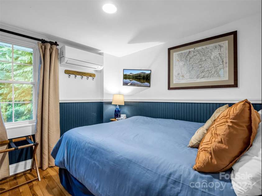 291 Tryon Bay Circle, Lake Lure, NC 28746.  MLS# CAR4202352, YatesRealty ID 4885. 