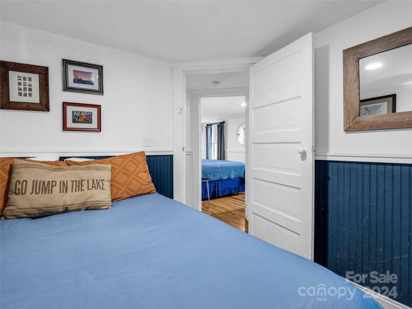 291 Tryon Bay Circle, Lake Lure, NC 28746.  MLS# CAR4202352, YatesRealty ID 4885. 