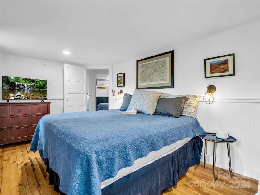 291 Tryon Bay Circle, Lake Lure, NC 28746.  MLS# CAR4202352, YatesRealty ID 4885. 